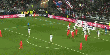 解锁津门虎vs申花！恩怨交织的众生相（津门虎大战申花：恩怨交错的众生百态）