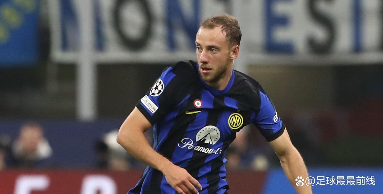 广岛三箭官方：主帅斯基伯将在赛季结束后离任